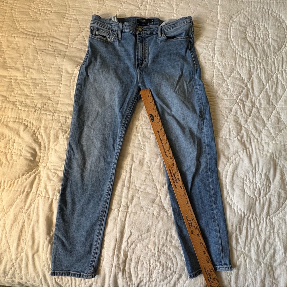 Hudson Classic Light Blue Skinny Jeans size 32